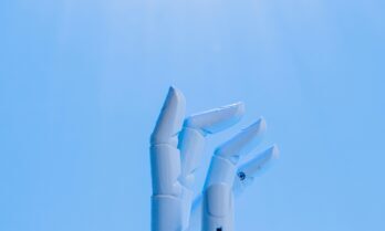 Robot surgery for Inflammatory Bowel Disease